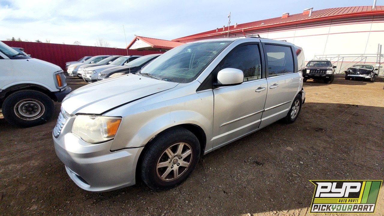 2012 CHRYSLER TOWN & COUNTRY partes disponibles