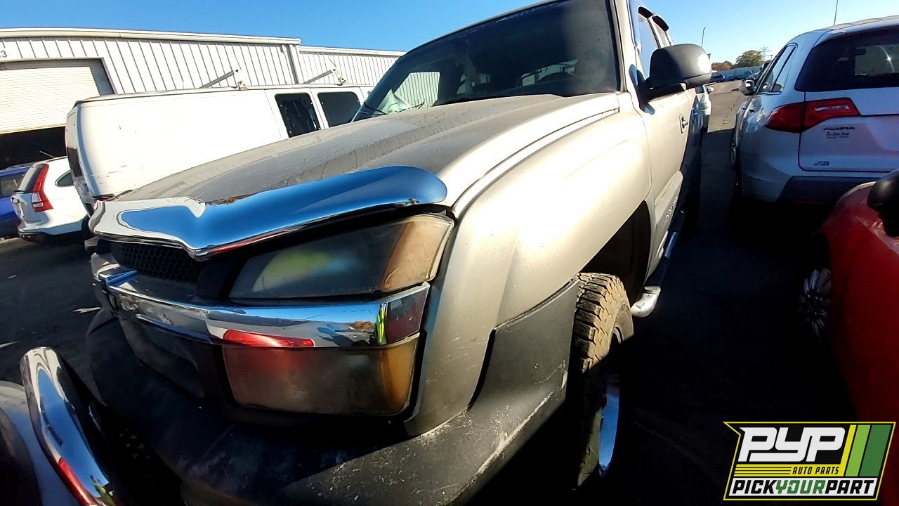2002 CHEVROLET AVALANCHE 1500 available for parts