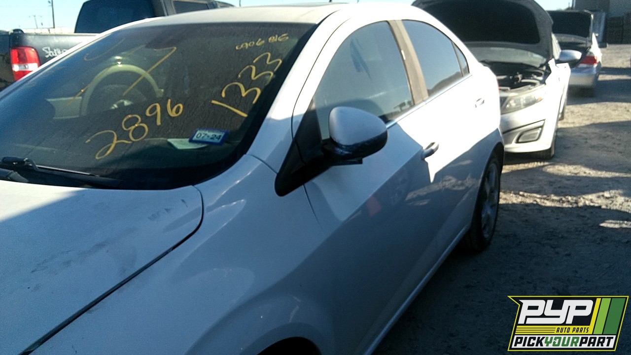 2013 CHEVROLET SONIC partes disponibles
