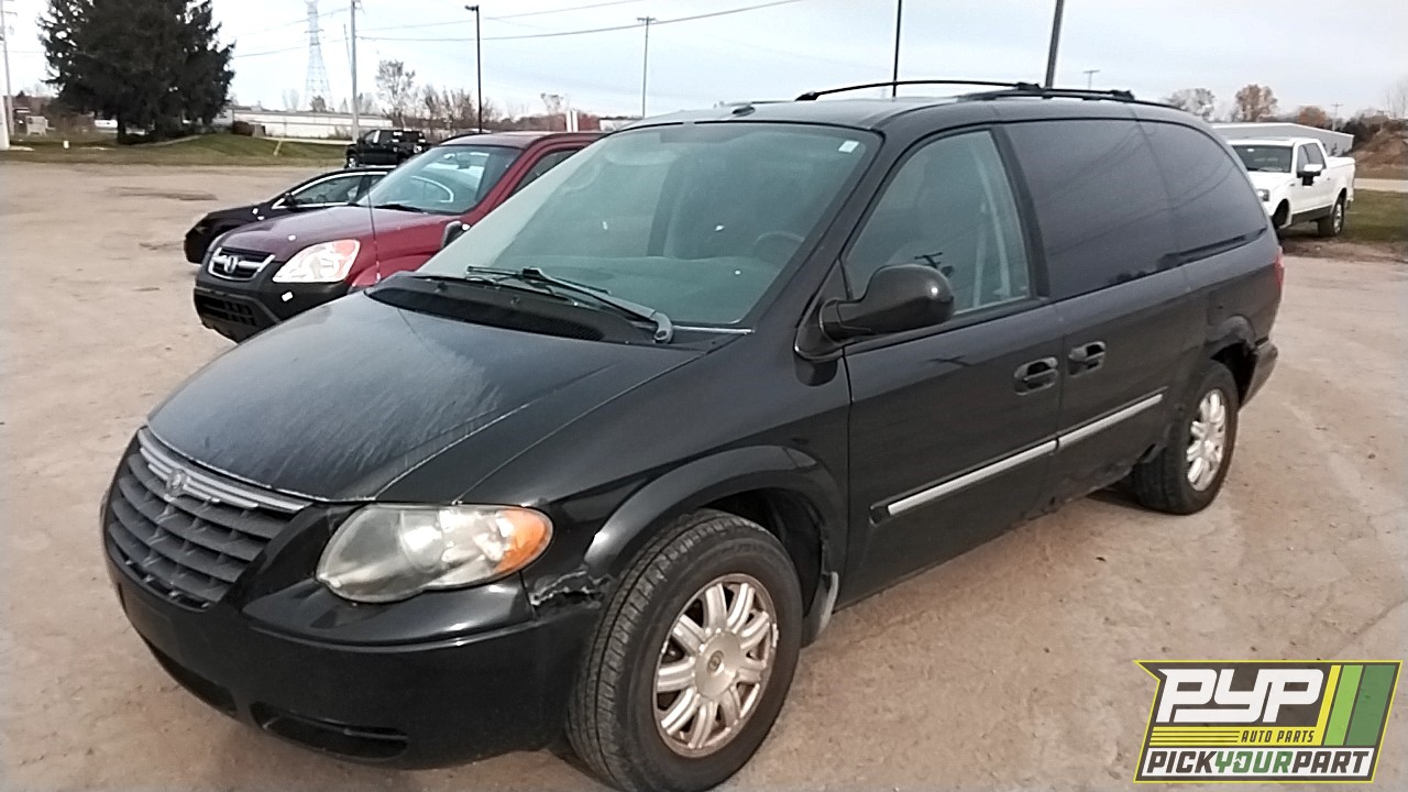 2006 CHRYSLER TOWN & COUNTRY partes disponibles