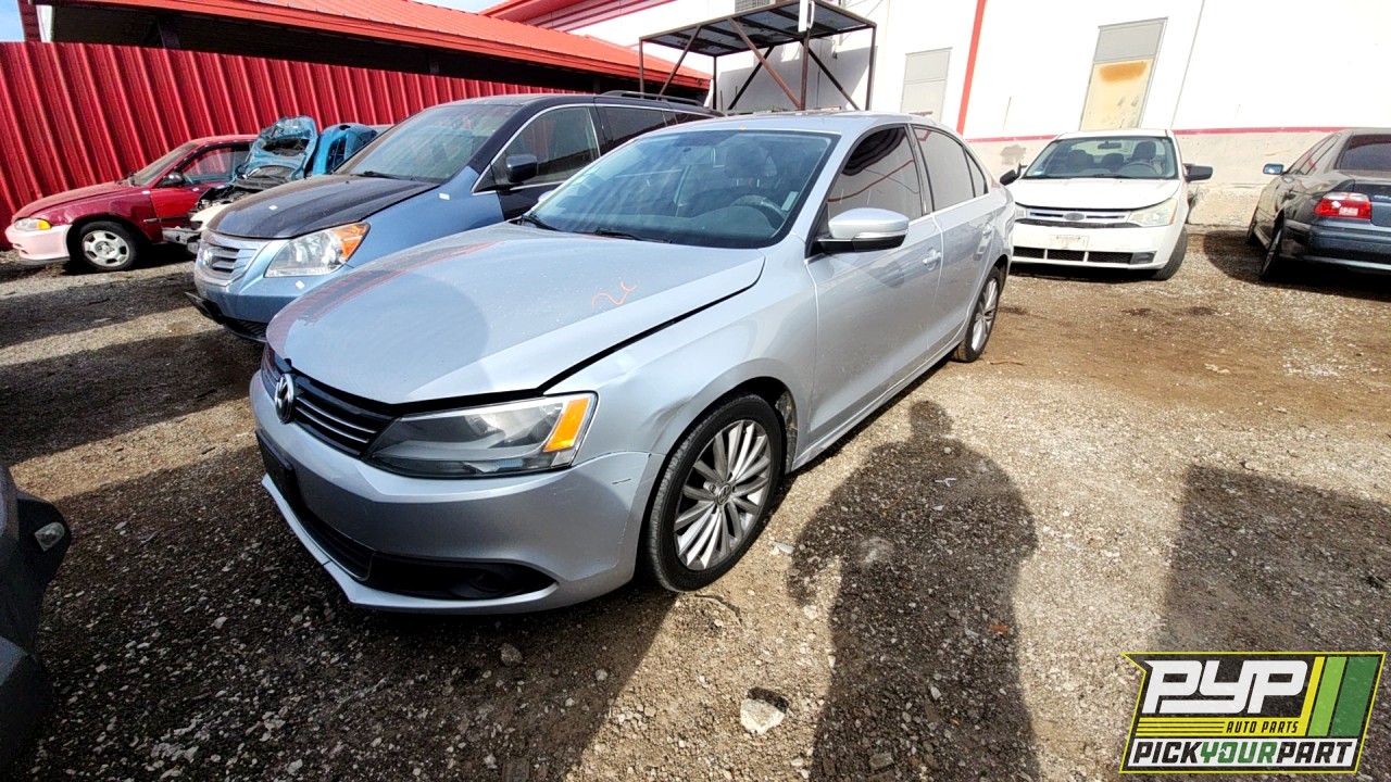 2013 VOLKSWAGEN JETTA partes disponibles