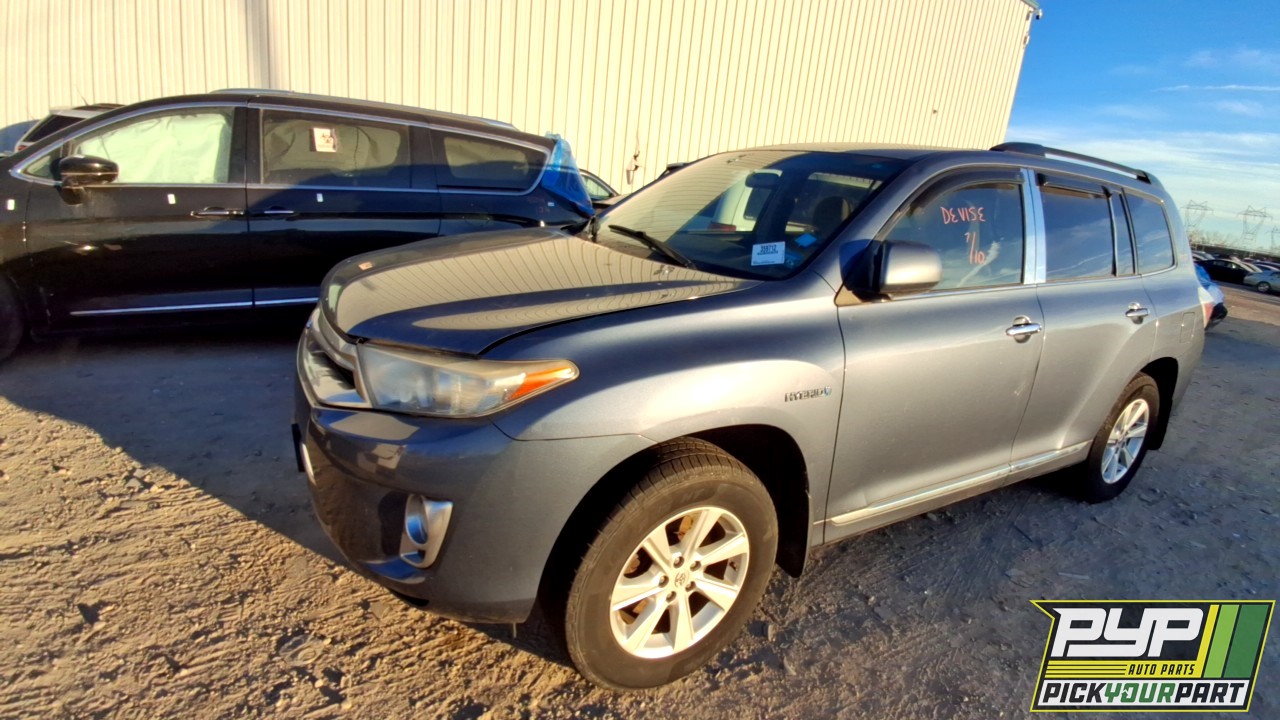 2011 TOYOTA HIGHLANDER available for parts