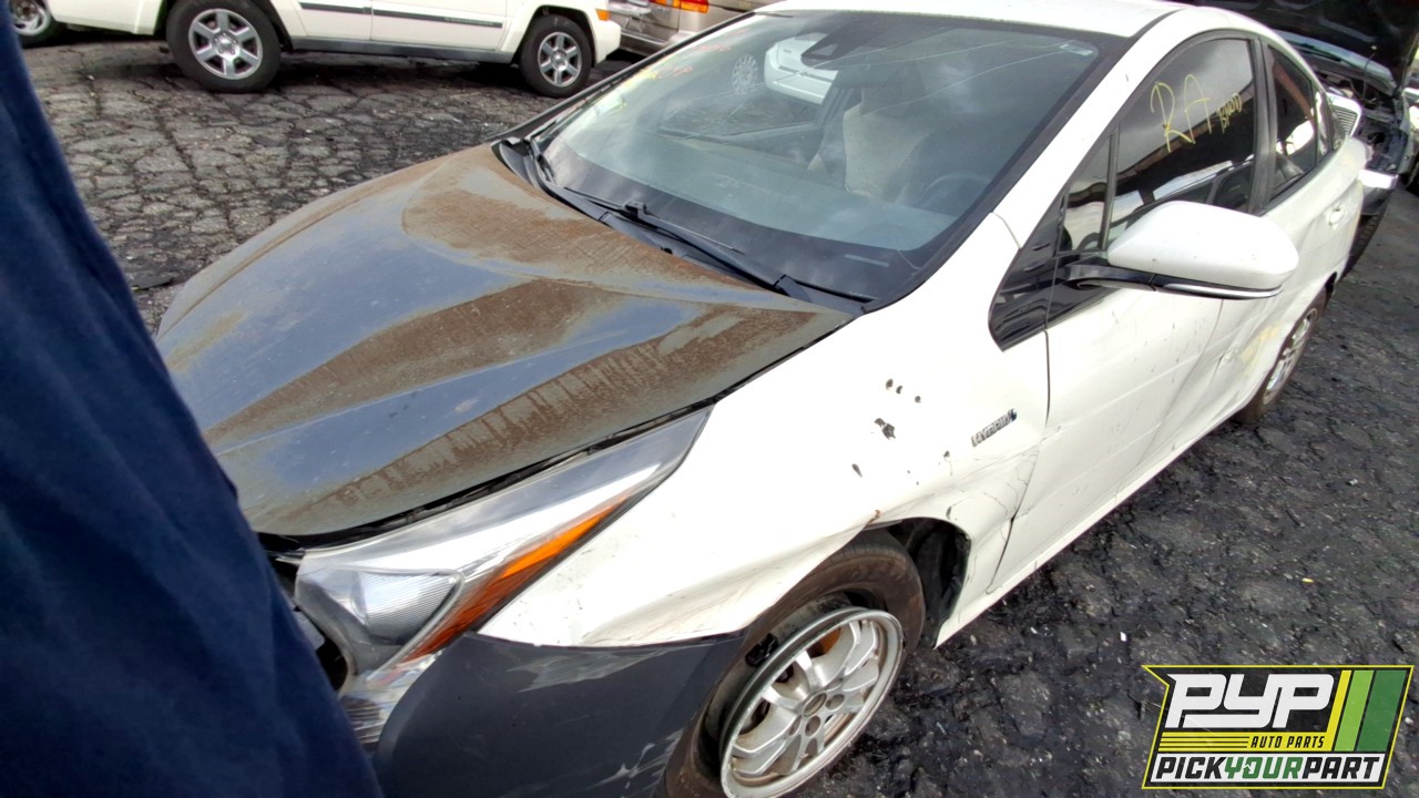 2017 TOYOTA PRIUS partes disponibles
