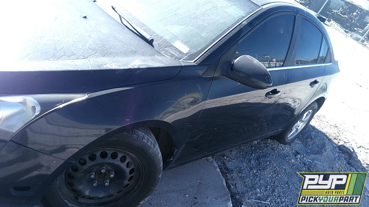 2011 CHEVROLET CRUZE partes disponibles