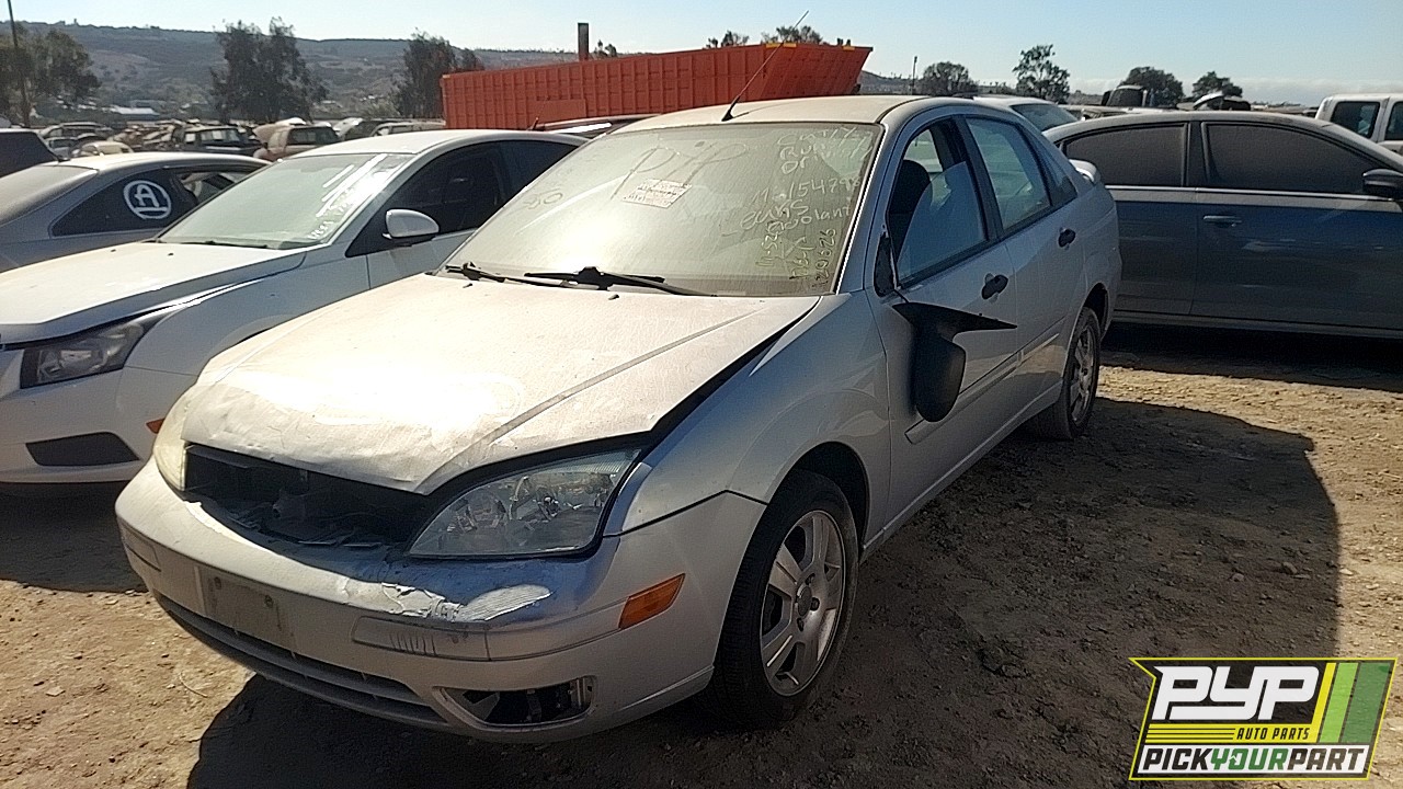 2005 FORD FOCUS available for parts