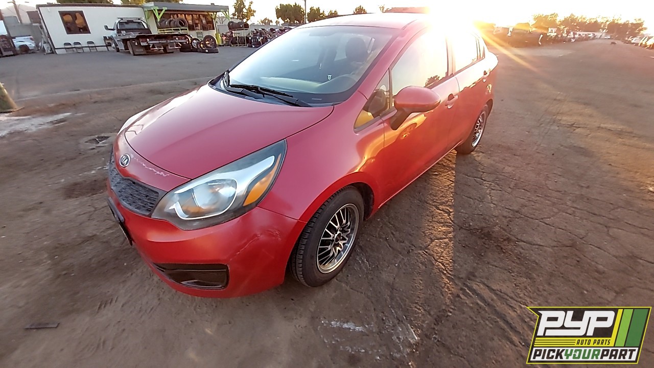 2012 KIA RIO partes disponibles