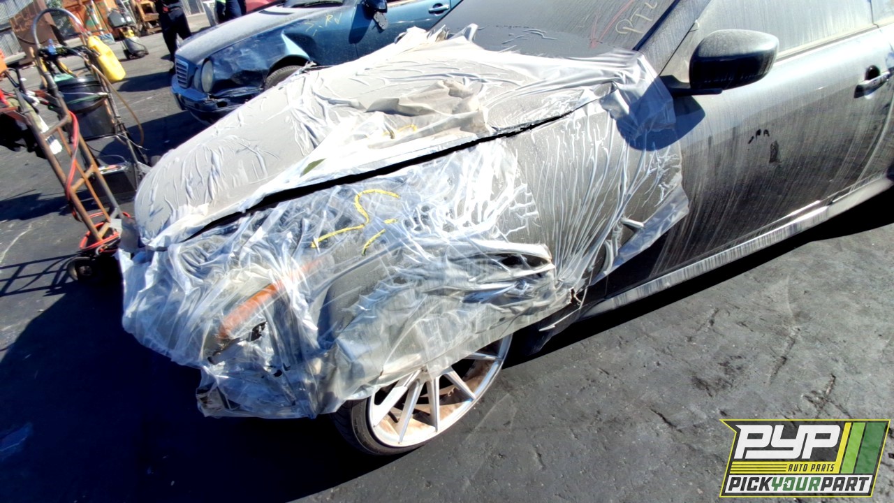 2013 INFINITI G37 partes disponibles