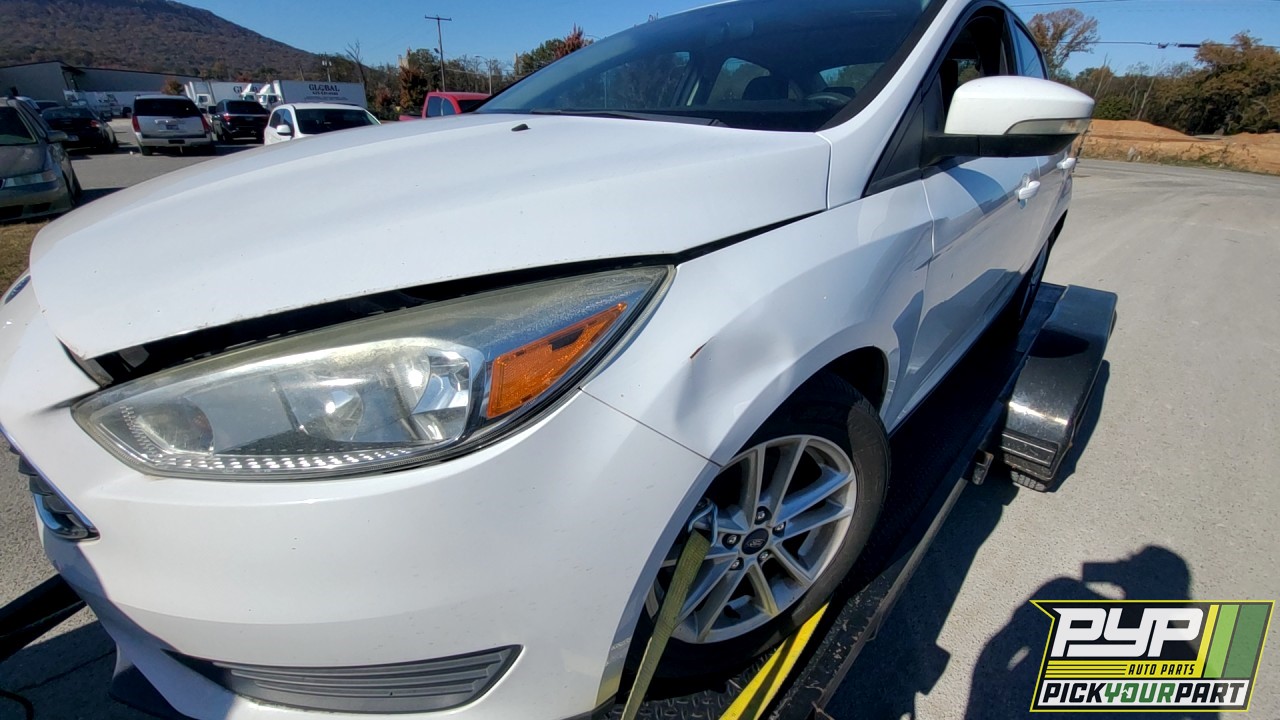 2015 FORD FOCUS available for parts