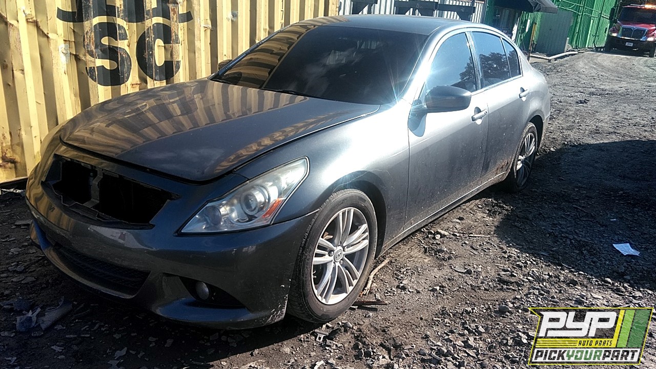 2013 INFINITI G37 partes disponibles