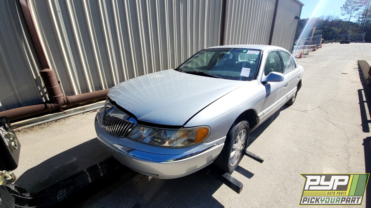 2000 LINCOLN CONTINENTAL available for parts