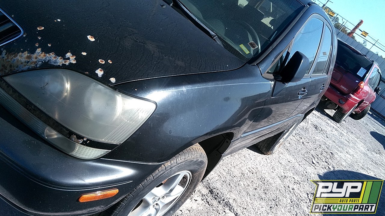 2000 LEXUS RX300 available for parts