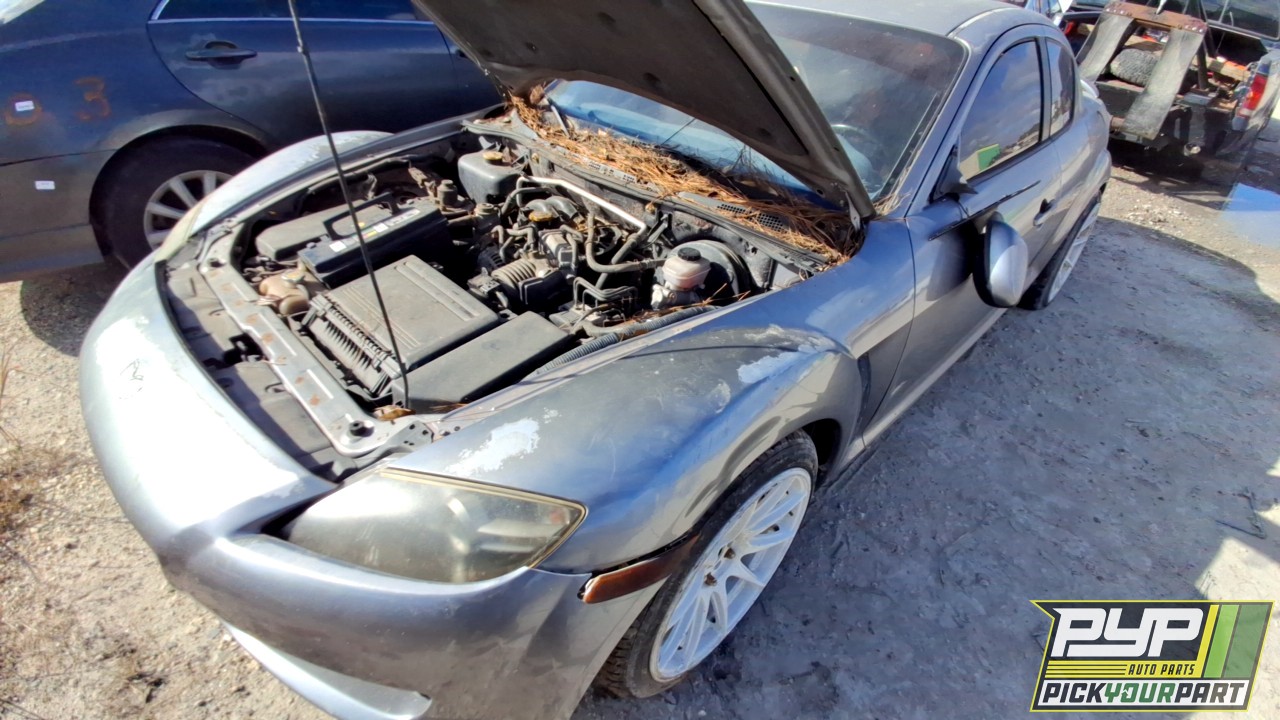 2004 MAZDA RX-8 partes disponibles