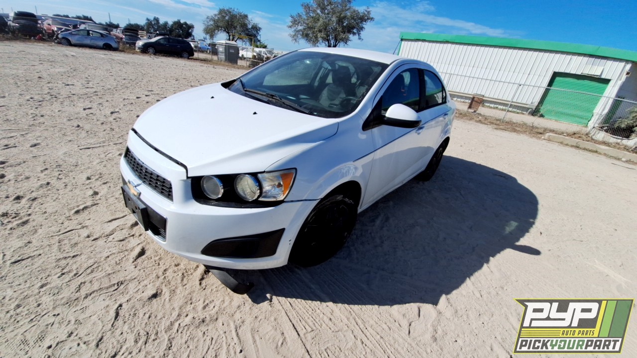 2015 CHEVROLET SONIC partes disponibles