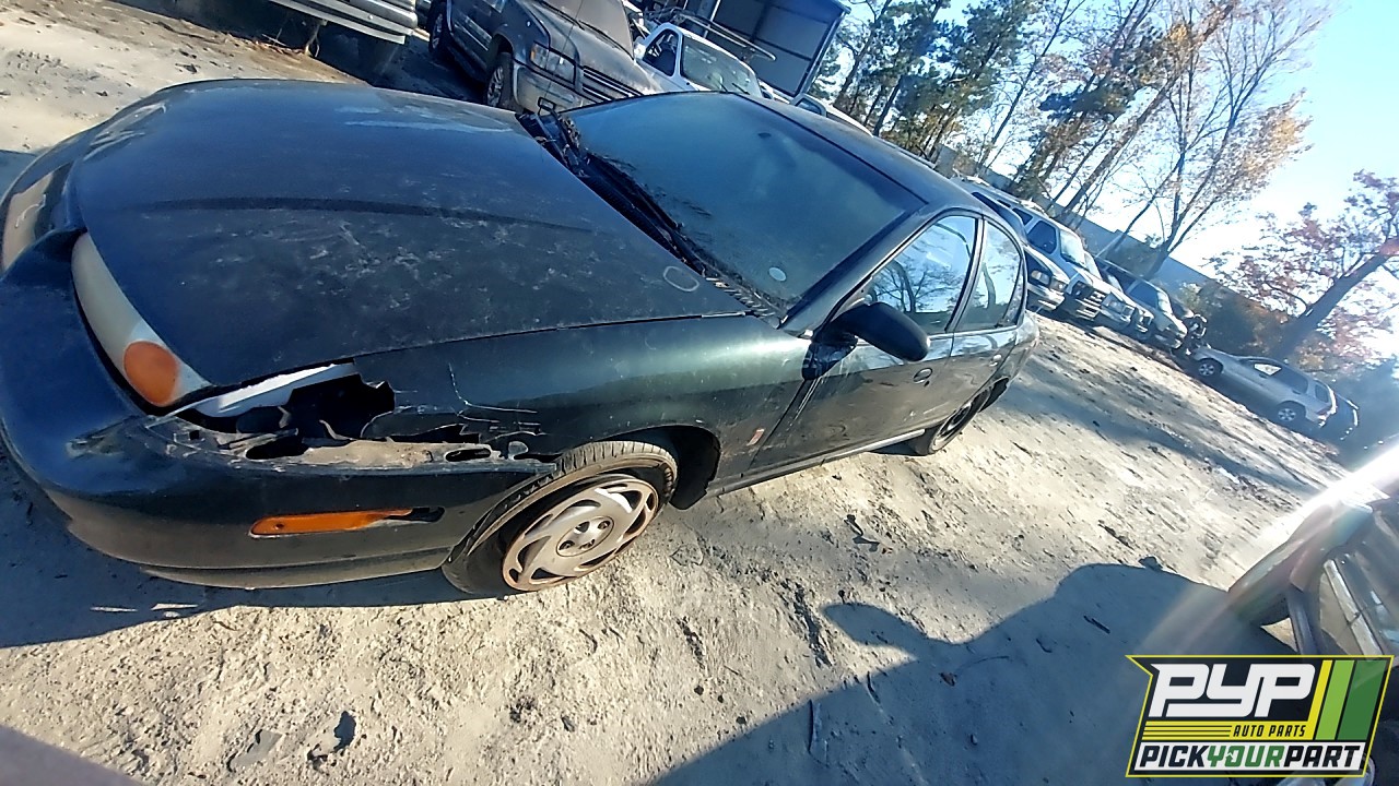 2000 SATURN SL2 available for parts