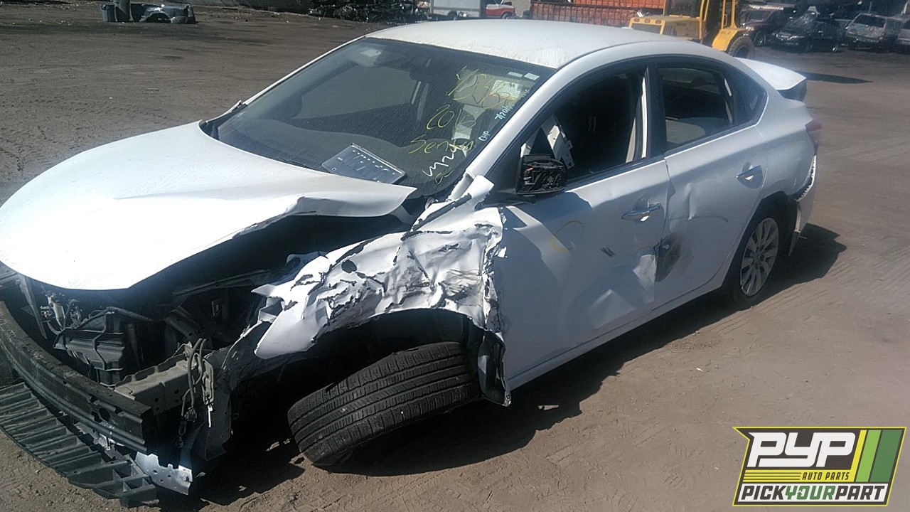 2015 NISSAN SENTRA partes disponibles
