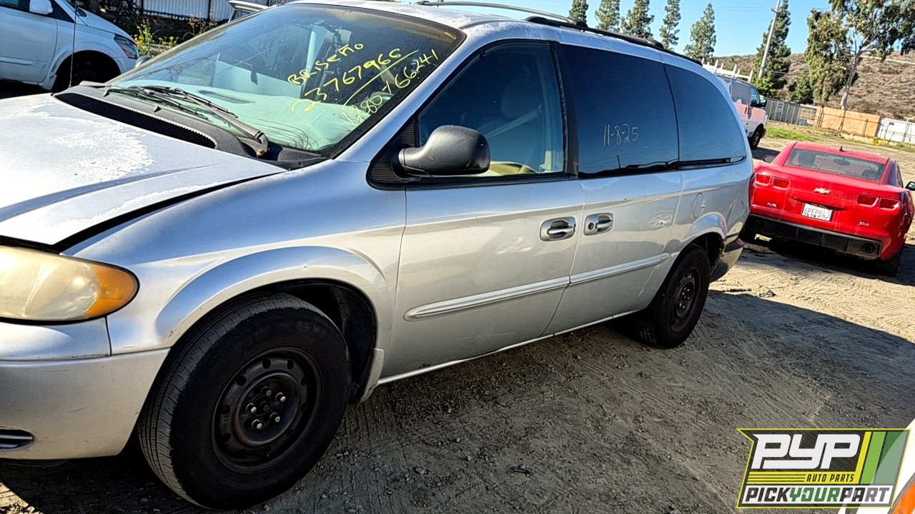 2001 CHRYSLER TOWN & COUNTRY available for parts