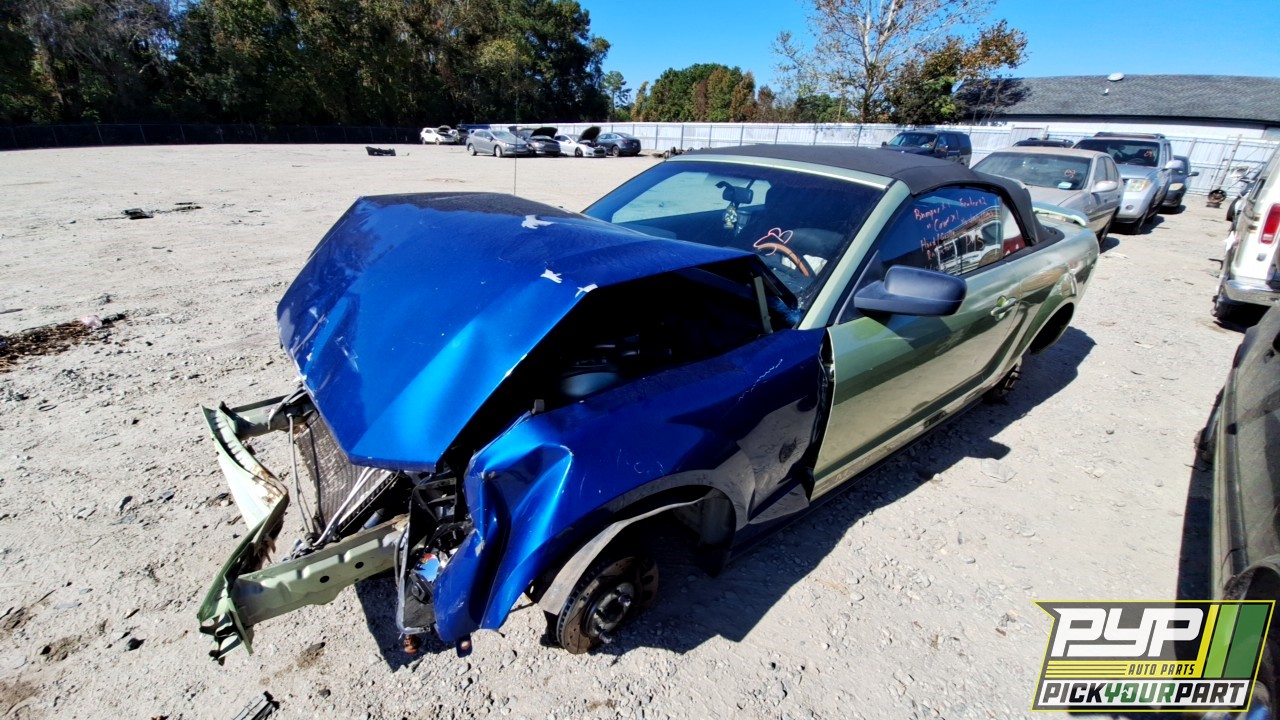 2005 FORD MUSTANG partes disponibles