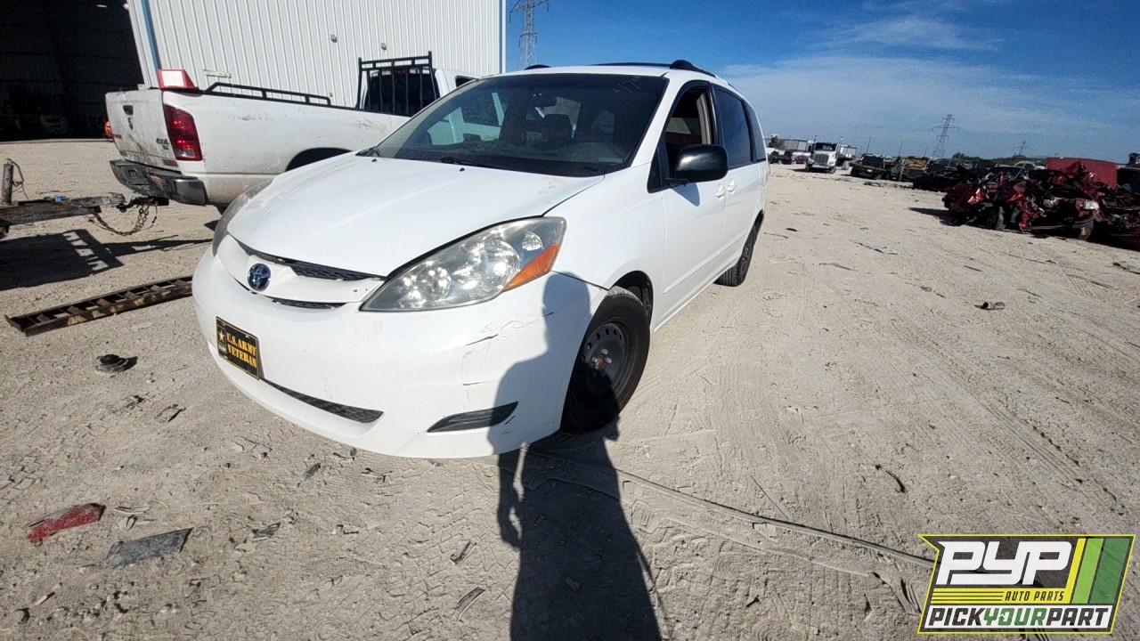 2007 TOYOTA SIENNA available for parts