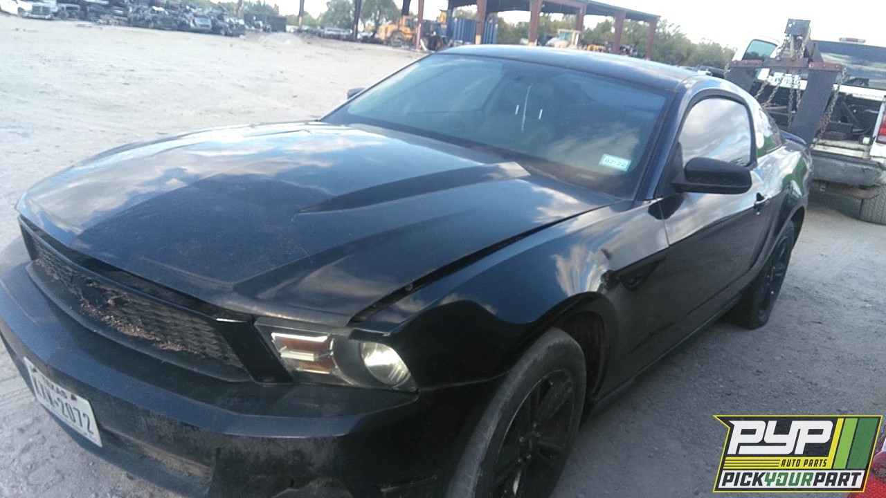 2010 FORD MUSTANG partes disponibles
