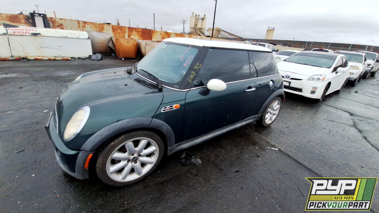 2003 MINI COOPER partes disponibles