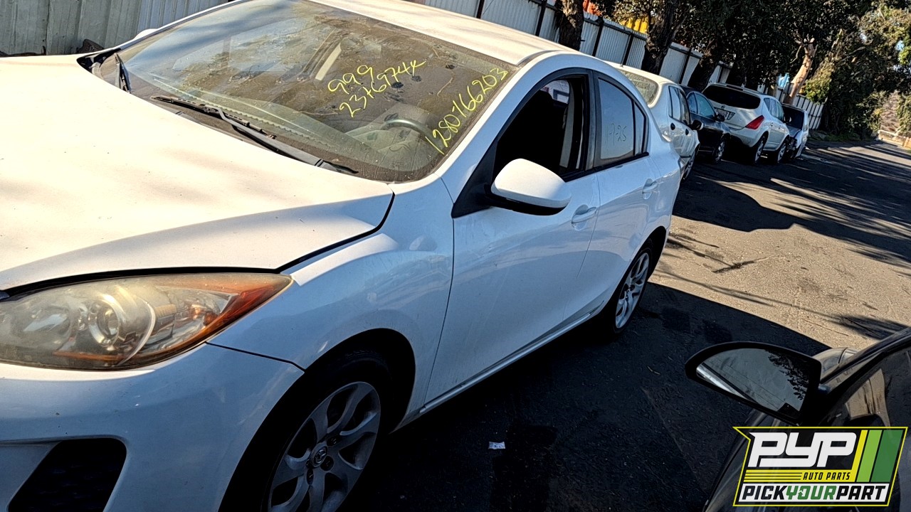 2013 MAZDA 3 partes disponibles