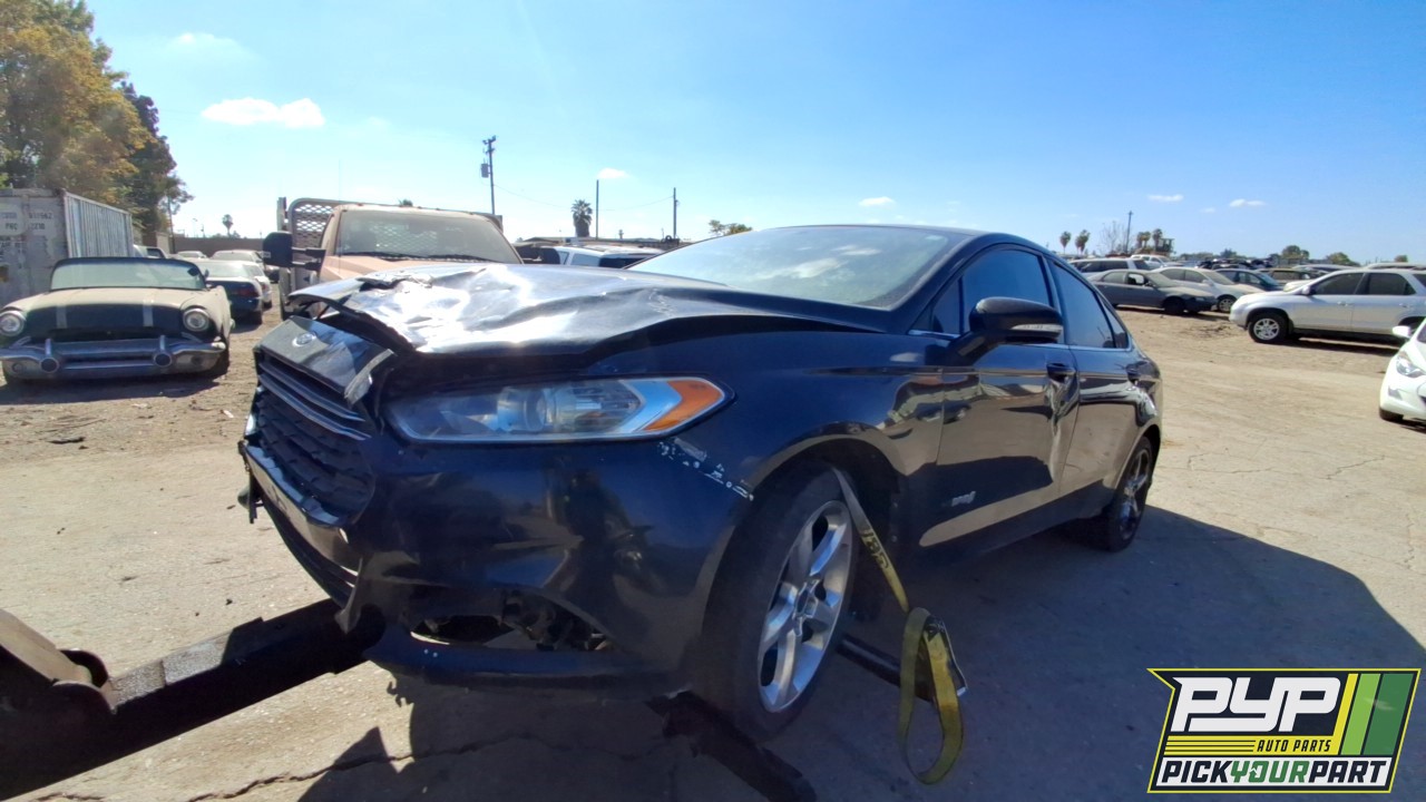 2013 FORD FUSION partes disponibles