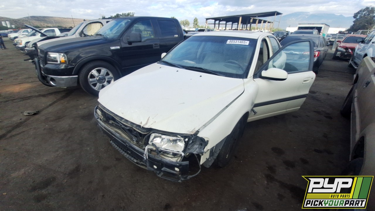 2002 VOLVO S80 available for parts