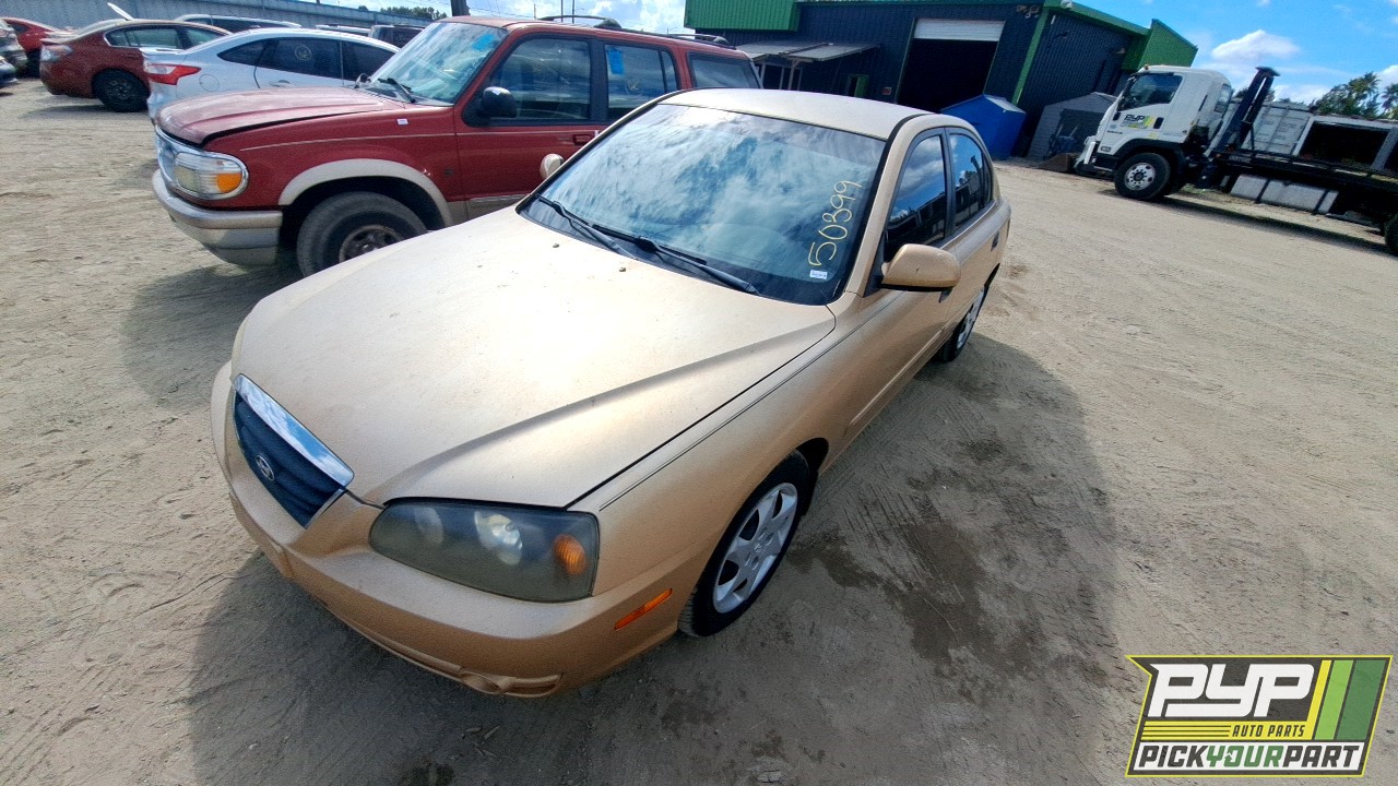 2004 HYUNDAI ELANTRA partes disponibles