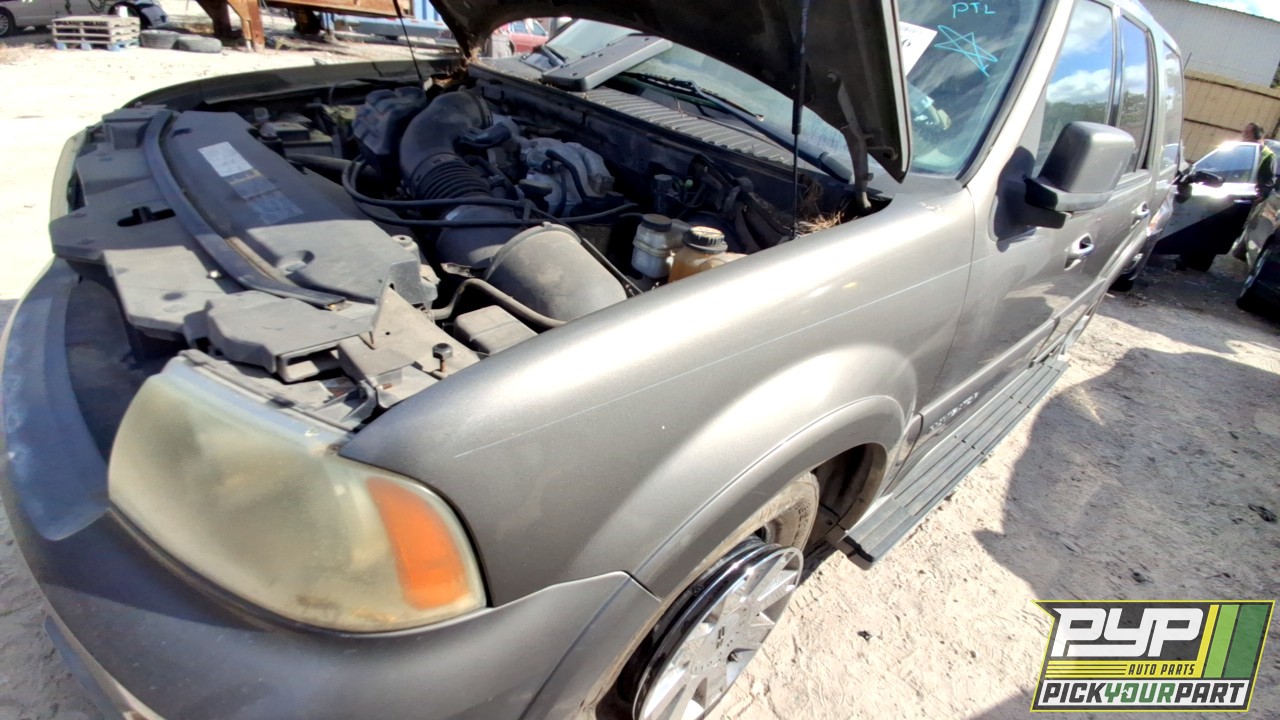 2004 LINCOLN NAVIGATOR available for parts