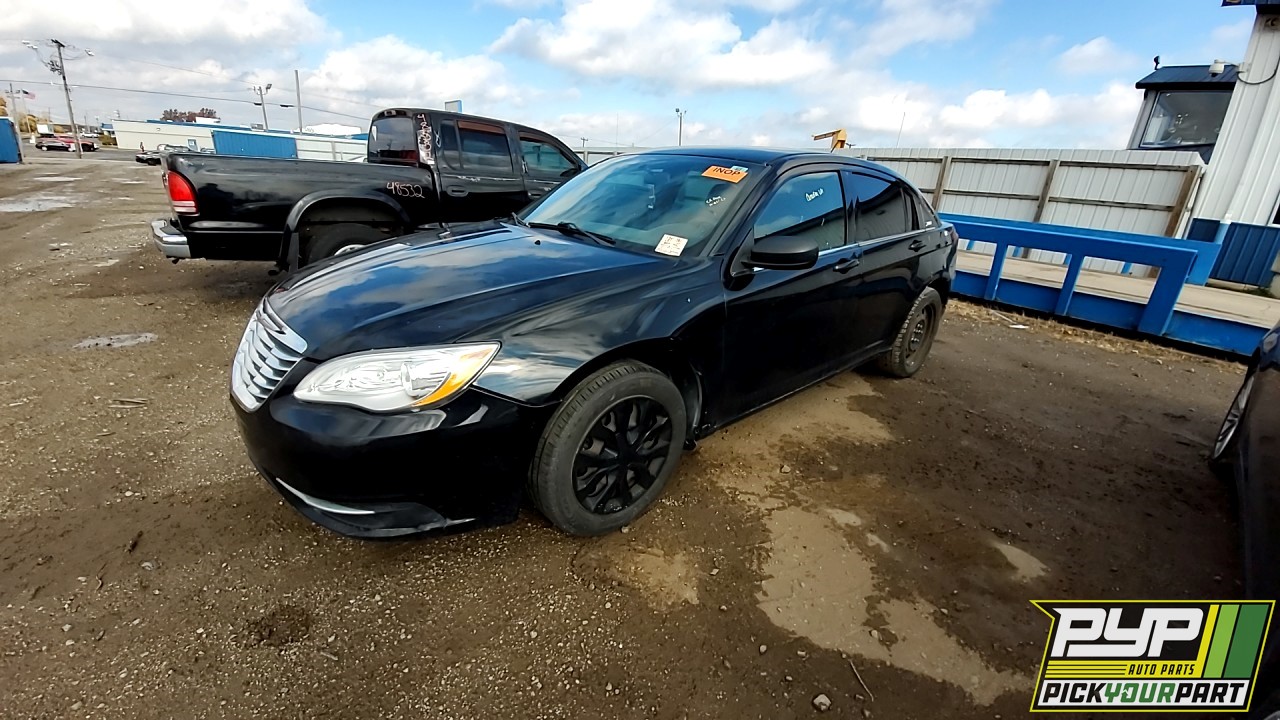 2014 CHRYSLER 200 partes disponibles