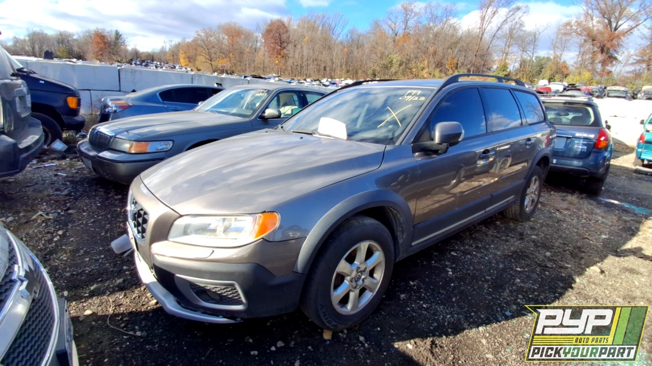 2008 VOLVO XC70 available for parts