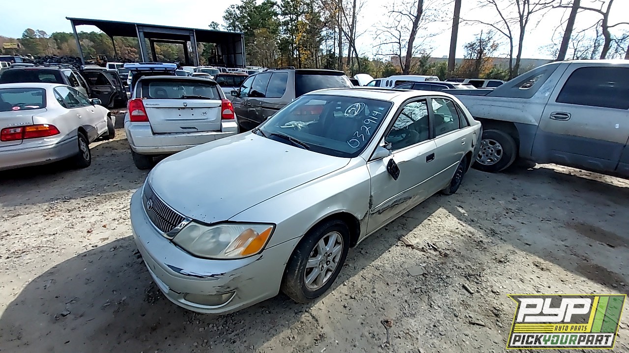 2000 TOYOTA AVALON available for parts