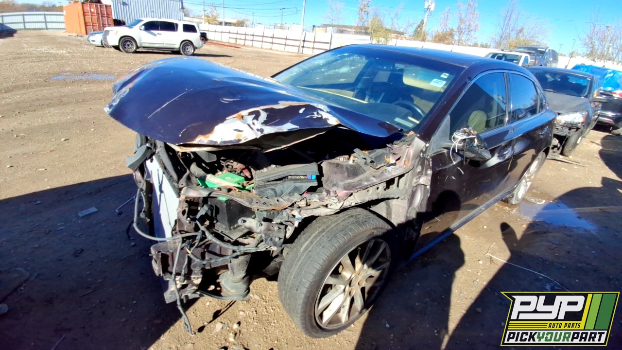 2013 TOYOTA AVALON available for parts