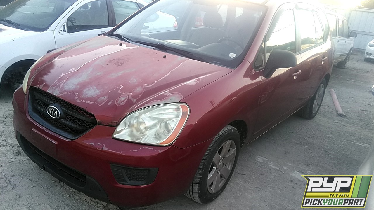 2008 KIA RONDO partes disponibles
