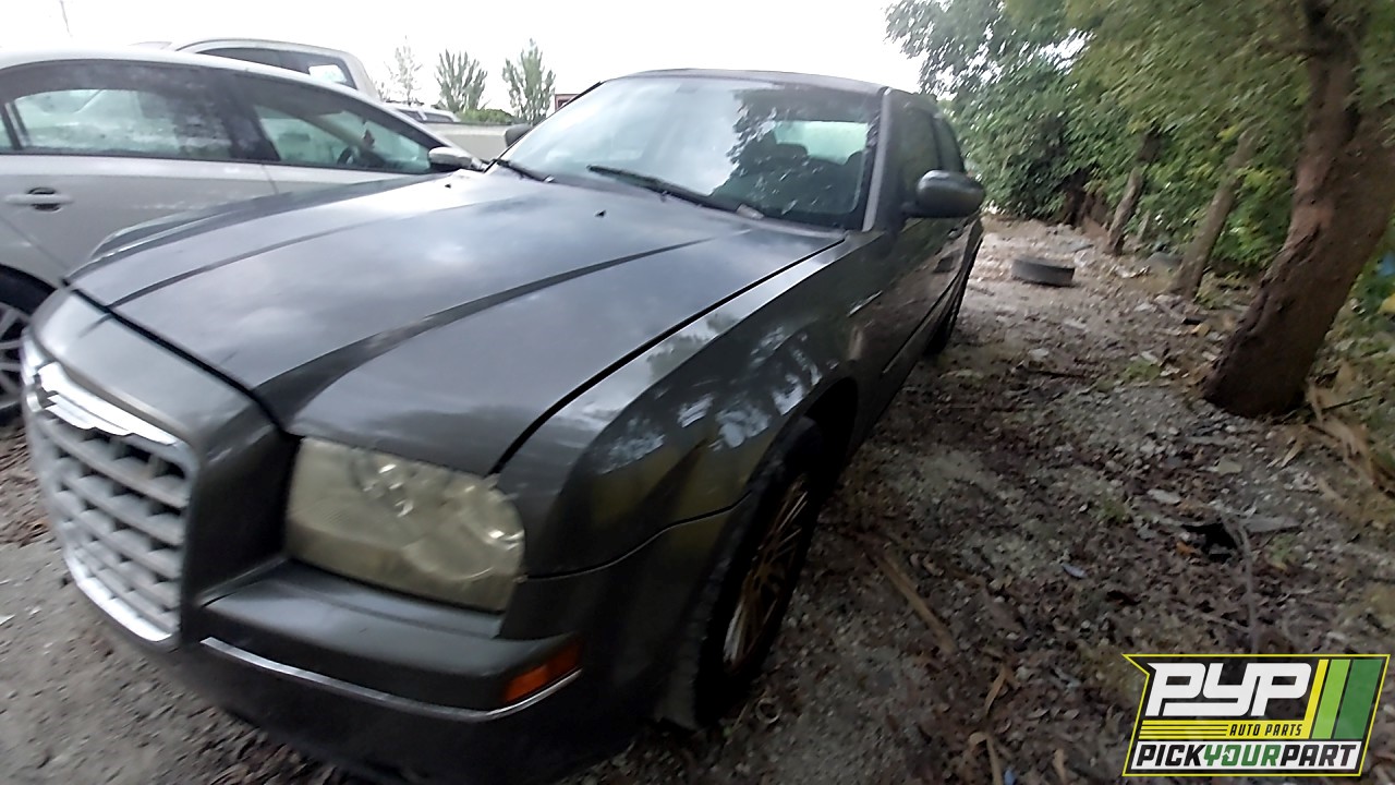 2008 CHRYSLER 300 partes disponibles