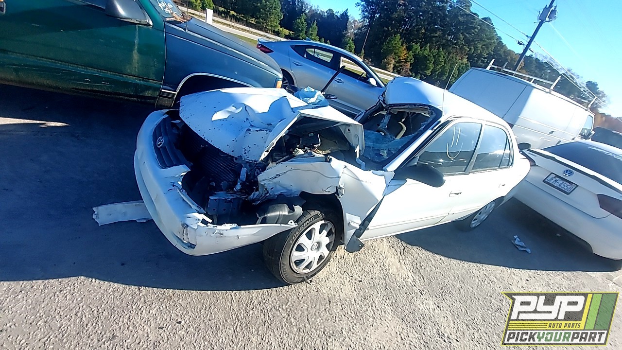 2001 TOYOTA COROLLA available for parts