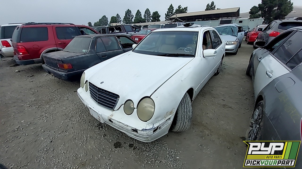 2000 MERCEDES-BENZ E320 partes disponibles