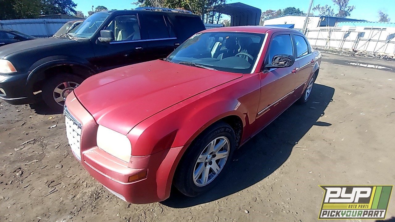 2007 CHRYSLER 300 available for parts