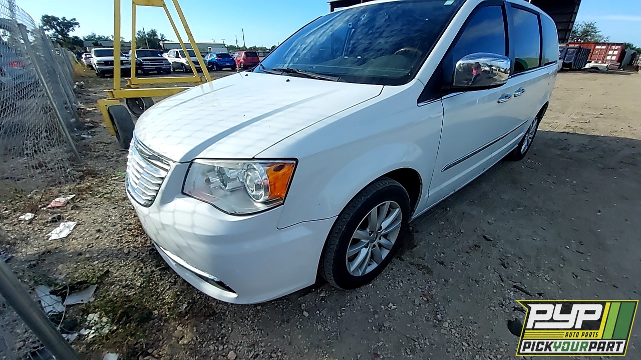 2015 CHRYSLER TOWN & COUNTRY partes disponibles