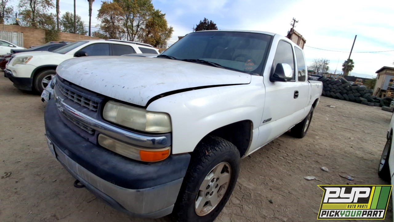 2000 CHEVROLET SILVERADO 1500 available for parts