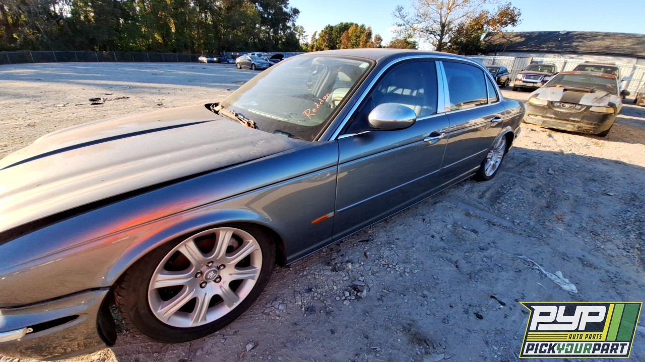 2005 JAGUAR XJ8 partes disponibles
