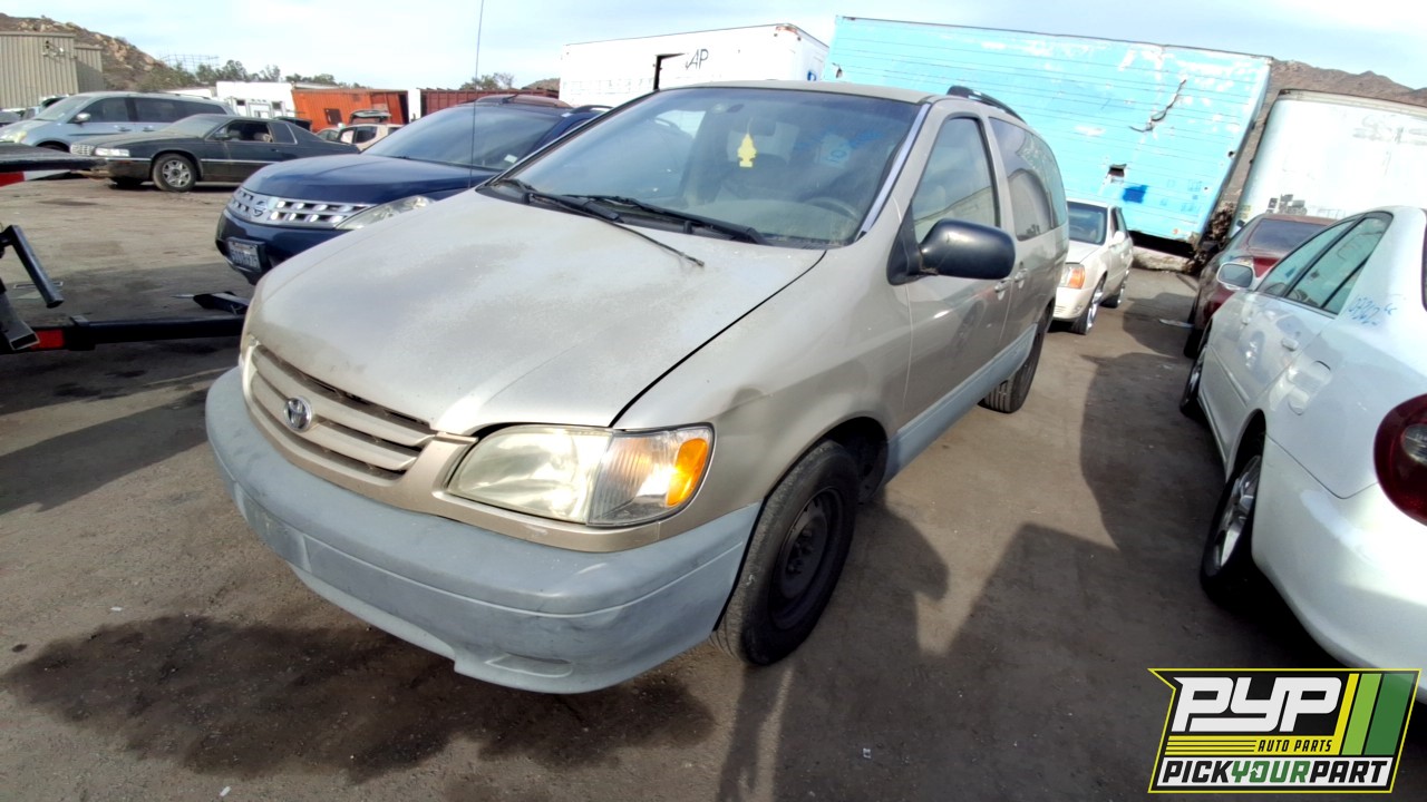 2002 TOYOTA SIENNA available for parts