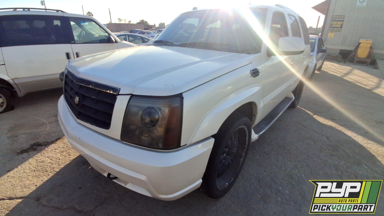 2004 CADILLAC ESCALADE available for parts