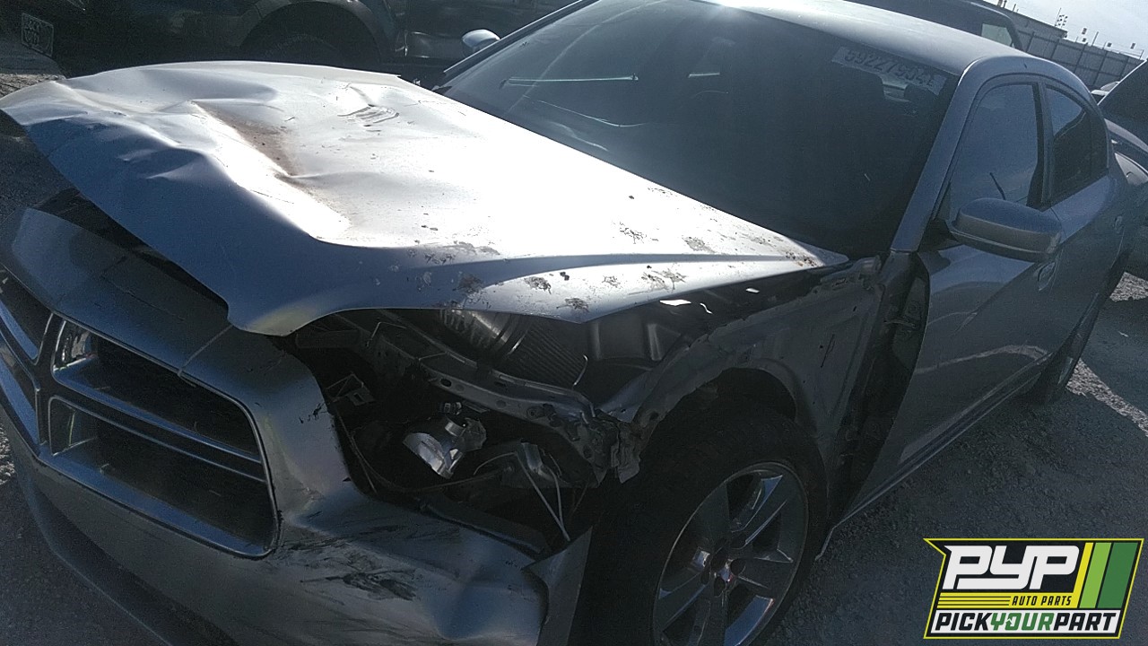 2012 DODGE CHARGER partes disponibles
