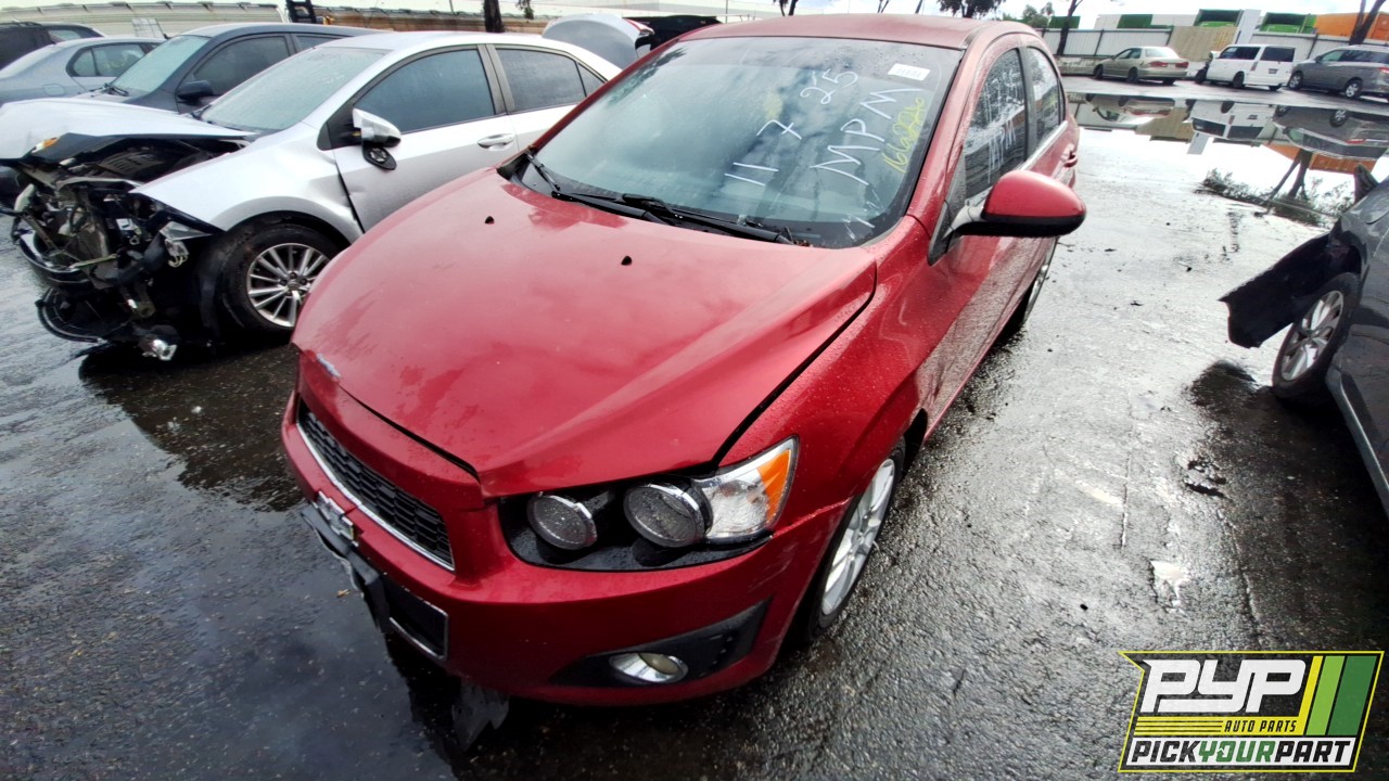 2013 CHEVROLET SONIC partes disponibles
