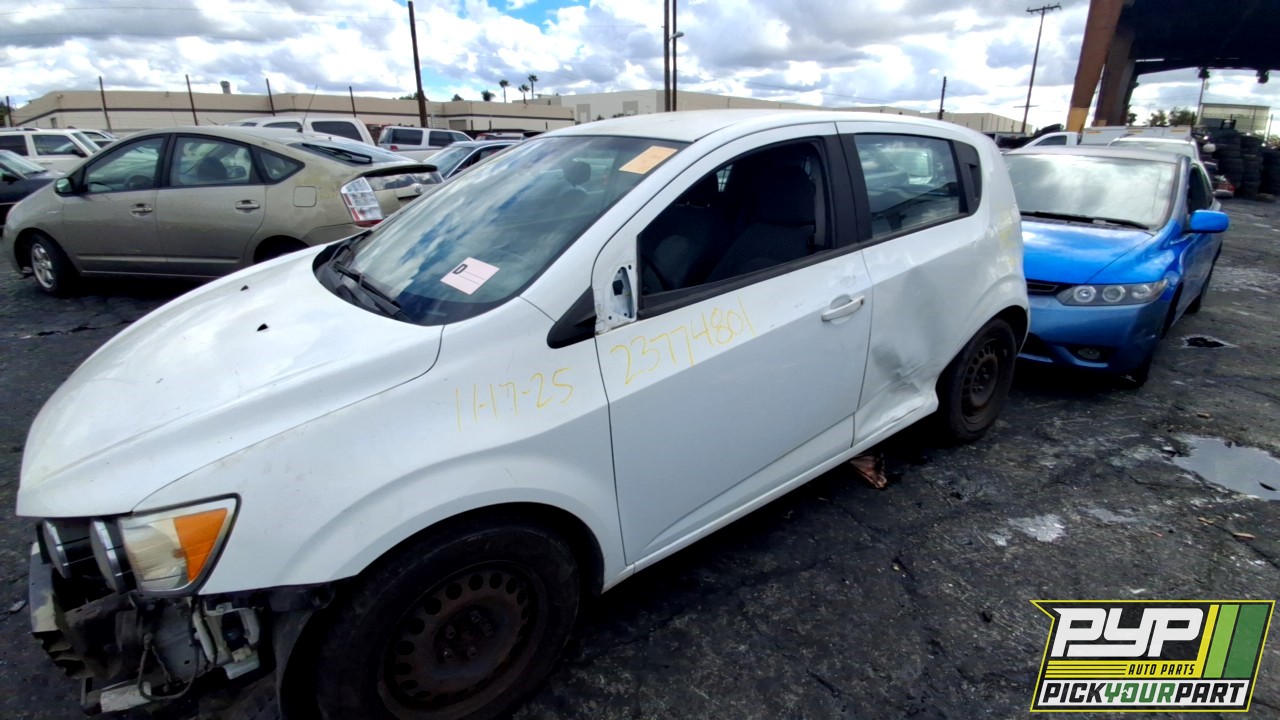 2013 CHEVROLET SONIC partes disponibles