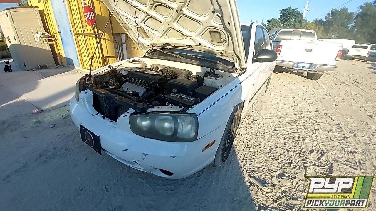 2003 HYUNDAI ELANTRA partes disponibles