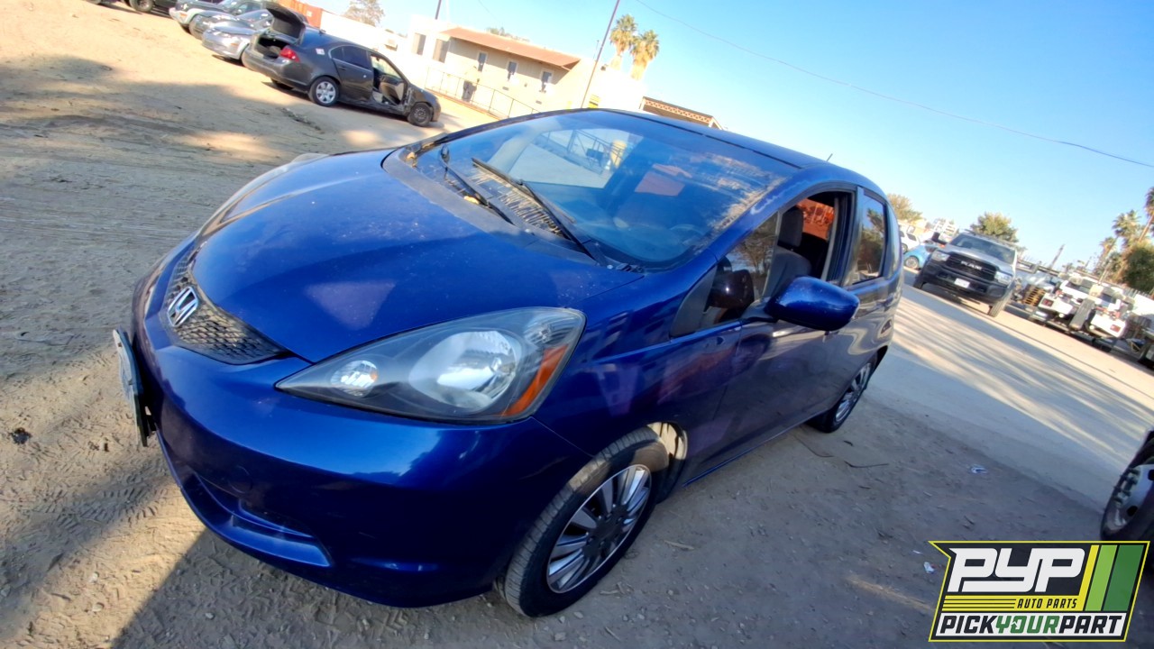 2013 HONDA FIT partes disponibles