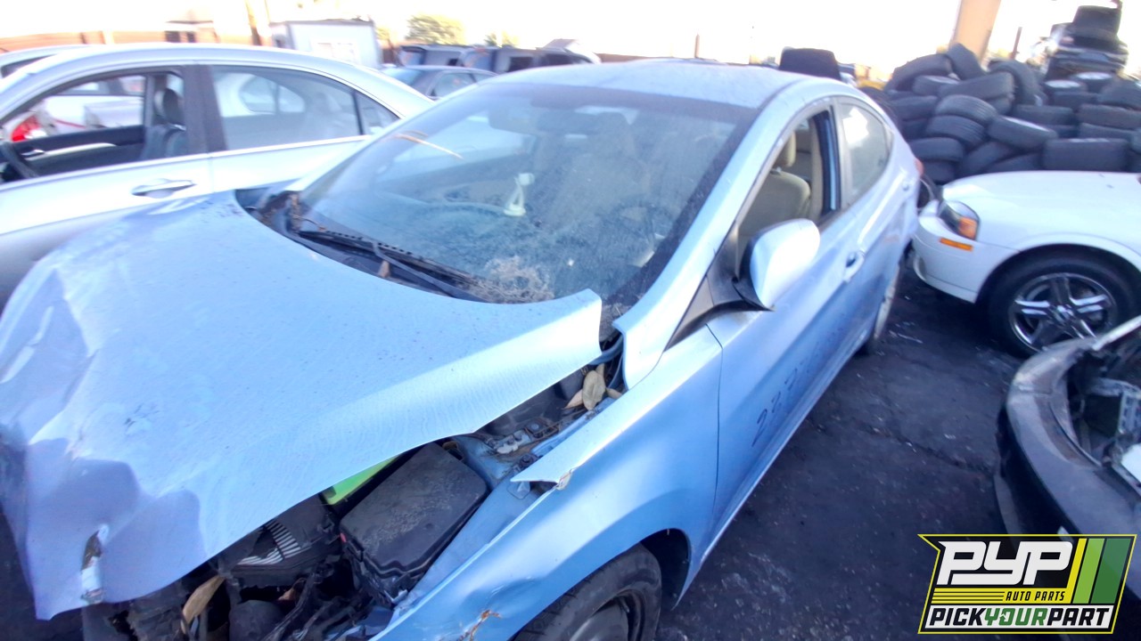 2013 HYUNDAI ELANTRA partes disponibles