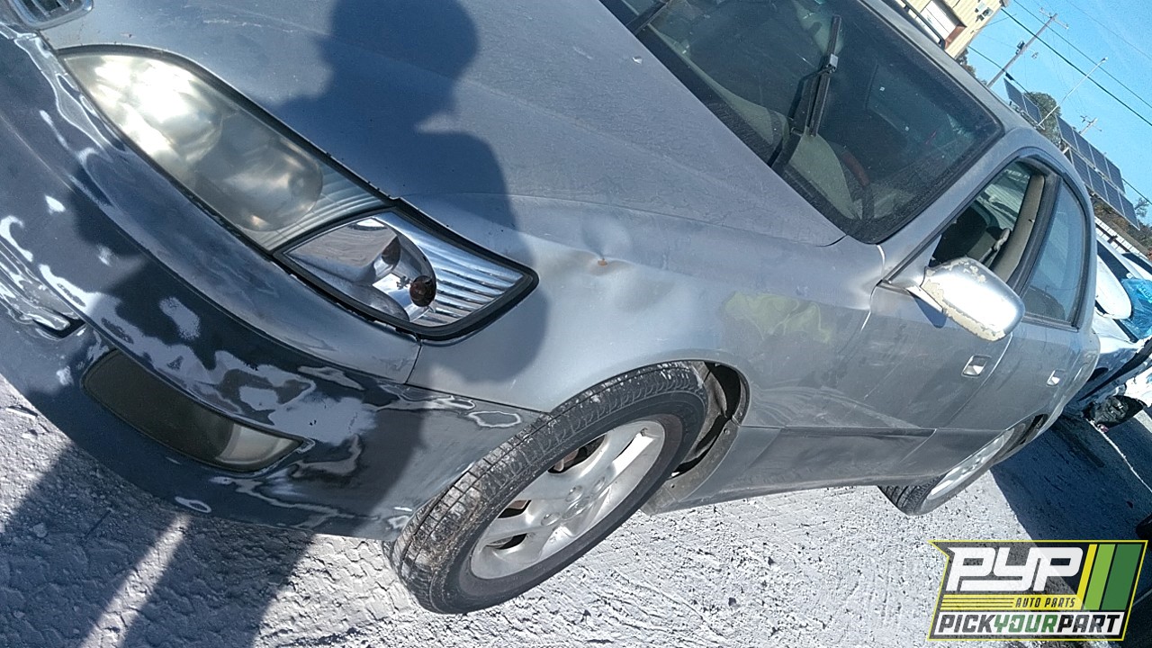 2001 LEXUS ES300 partes disponibles